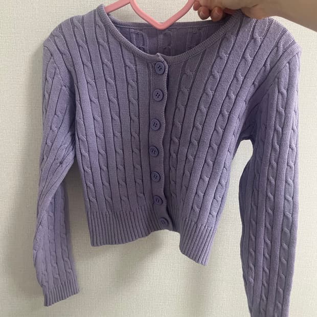 연보라 니트 가디건 4000원에 판매합니다!
