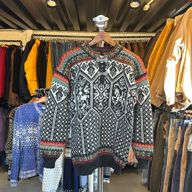 데일오브노르웨이 헤비울 노르딕 스웨터