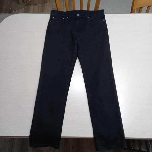 32 리바이스511 스판 슬림일자진 블랙 32-313