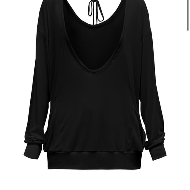 체메씨 LOOSE DEEP-NECK LONG SLEEVE