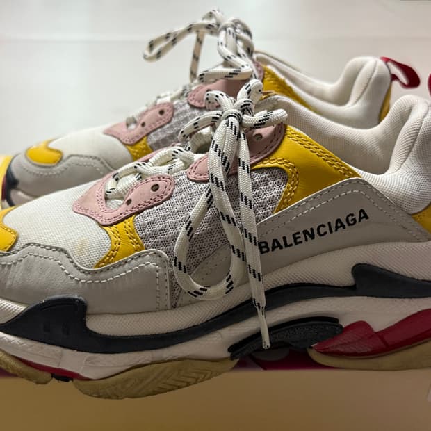 발렌시아가 트리플 S 스니커즈 37