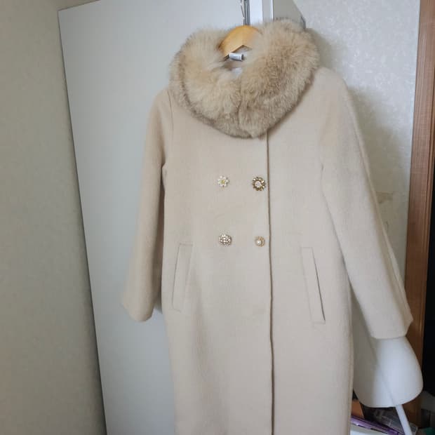 샤틴 폭스퍼 알파카 코트