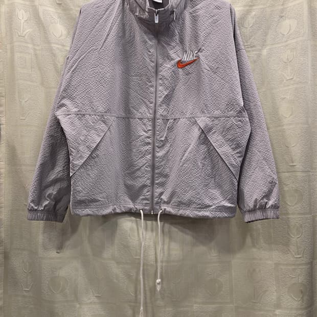 거의새거) 나이키 트렌드 스우시 우븐 자켓 그레이 100