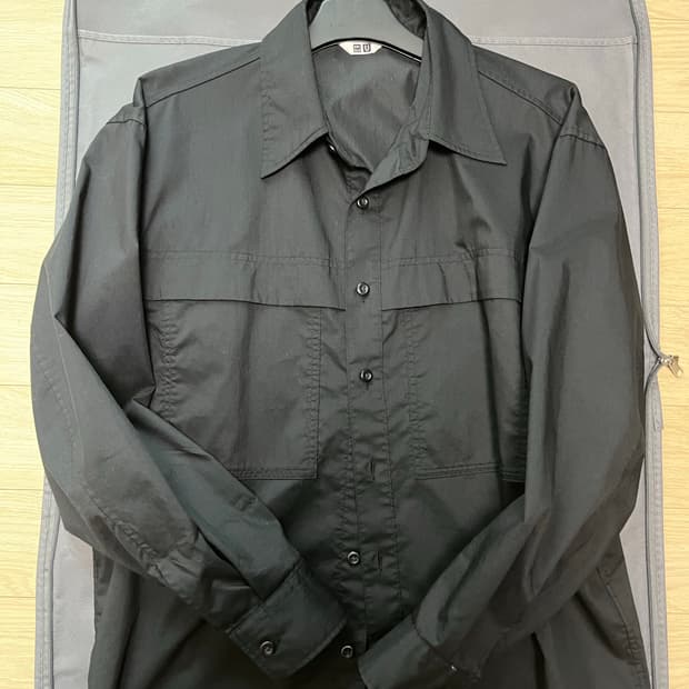 유니클로 U 셔츠