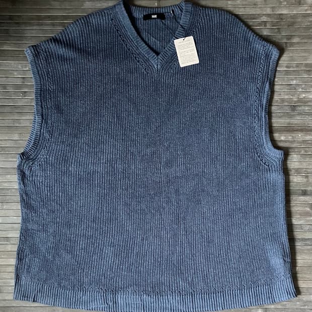 Blue loose v-neck knit vest