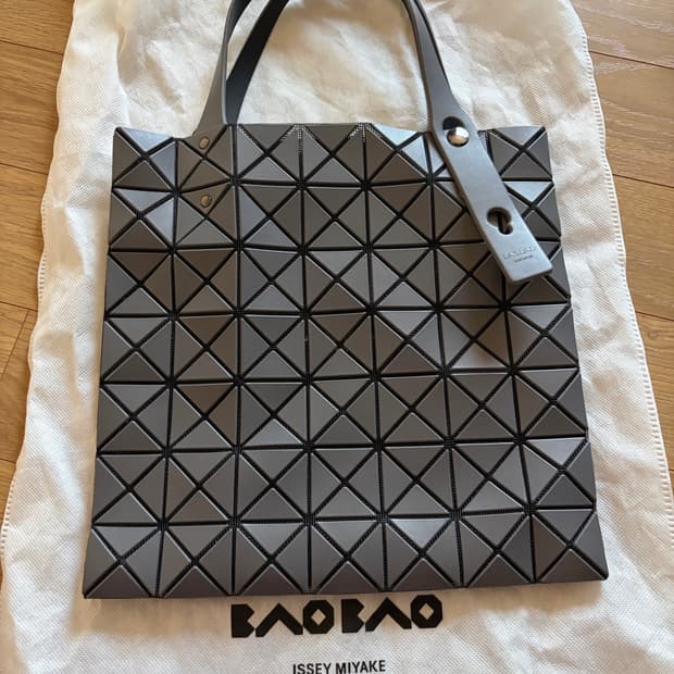 바오바오 루센트 토트백 스몰 그레이