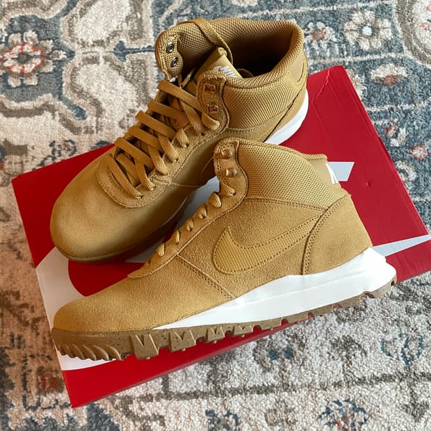 나이키 후드랜드 (새제품,270)