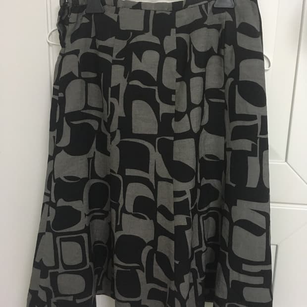vintage pattern skirt