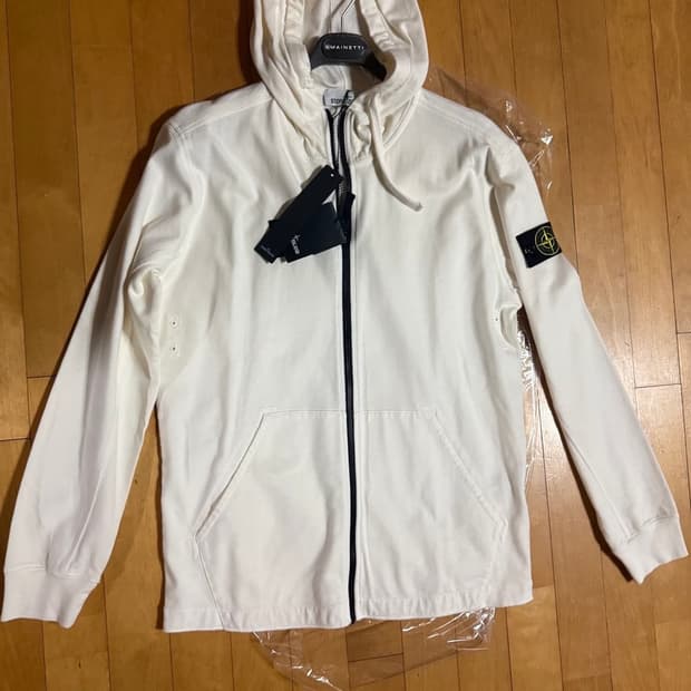 스톤아일랜드 후드집업