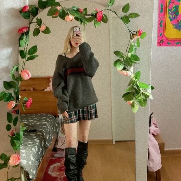 unif 백예린 니트