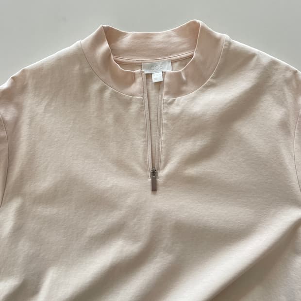 코스 쿼터 집업 반팔 티셔츠