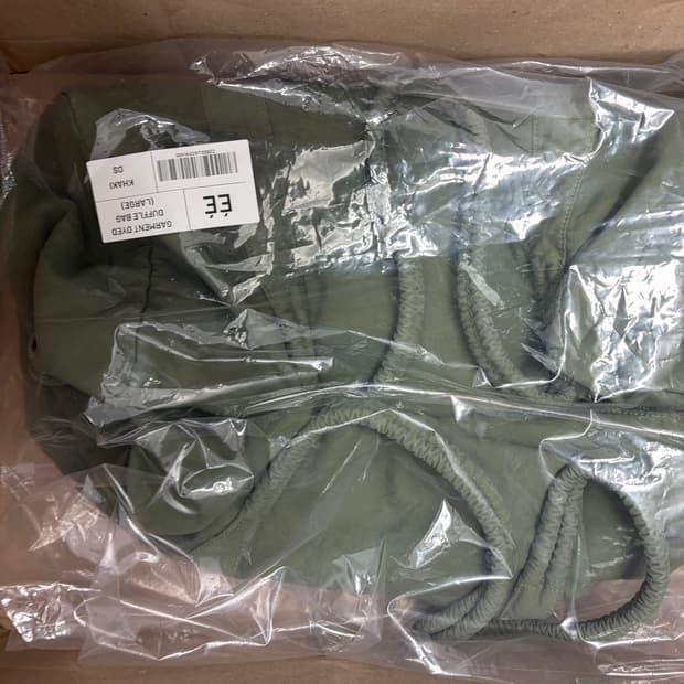 누마레ee 가먼트 다이드 더플백 라지 카키 미개봉 새제품 판매