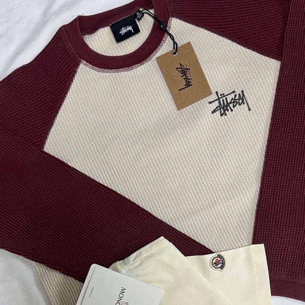 스투시 롱슬리브