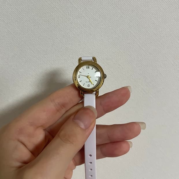흰색 손목 시계