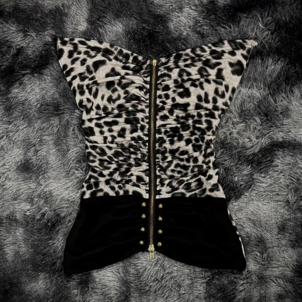 레오파드 코르셋 백컷 집업 탑