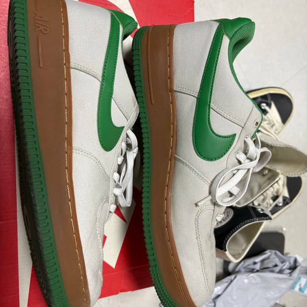 275 나이키 에어포스 알로에