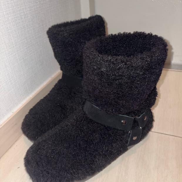 급전!!!) 다이닛 폼폼 퍼부츠 240