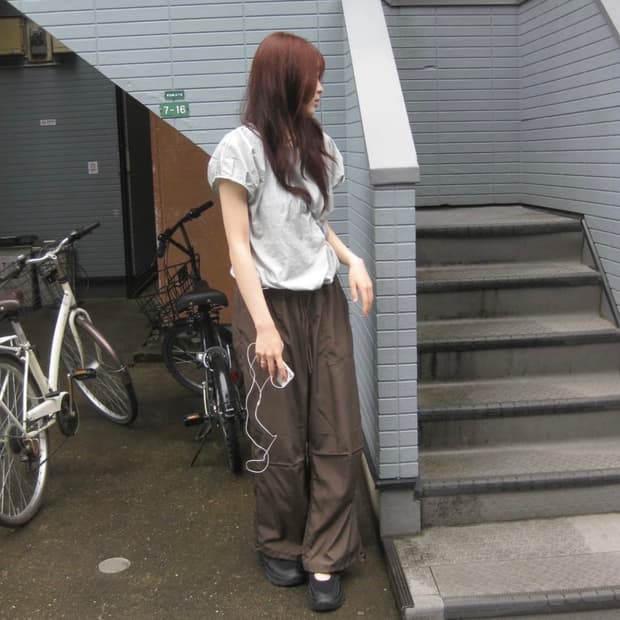 세이지블루 실키 블라우스 반팔 블라우스 나일론 바지