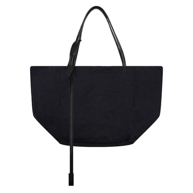 xlim EP.7 SYNOPSIS 01 BAG BLACK