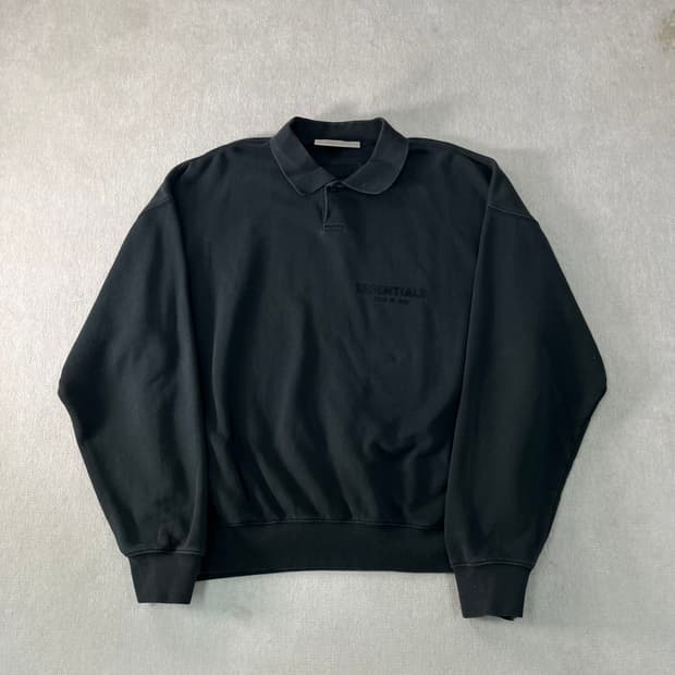 100 피오갓 에센셜 스몰로고 카라넥 맨투맨