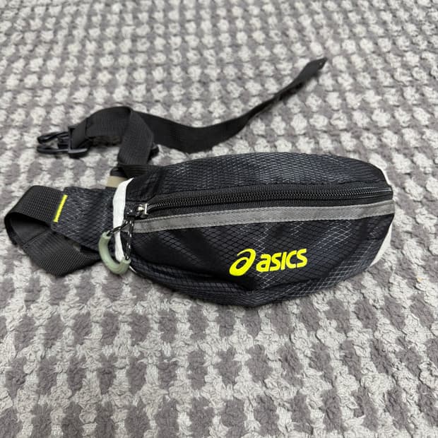 아식스 블랙 러닝 웨이스트백 
