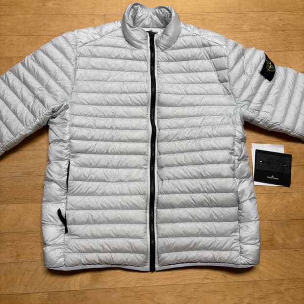 스톤아일랜드 룸 우븐 체임버스 R-나일론 경량패딩 XL