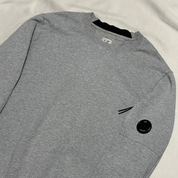 L C.P. 컴퍼니 렌즈 맨투맨