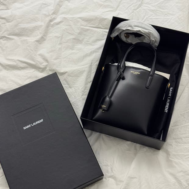 생로랑 박스 레더 미니 토이 쇼핑 블랙 