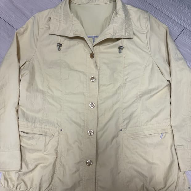 노랑 바람막이 자켓