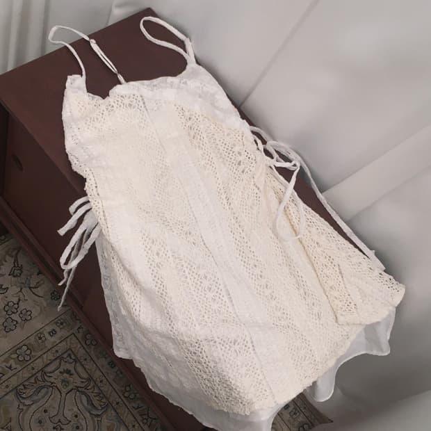 화이트 슬리브리스