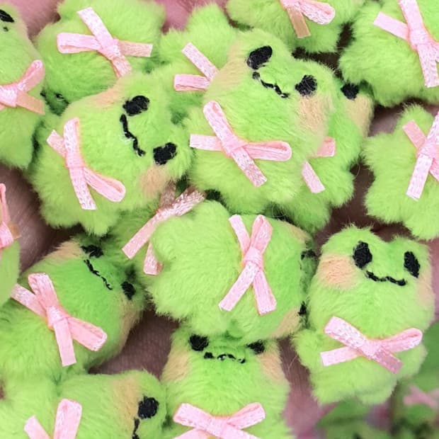 소소한 인형공방 초미니 먼지개굴이 인형 1개 핸드메이드 개구리 솜인형