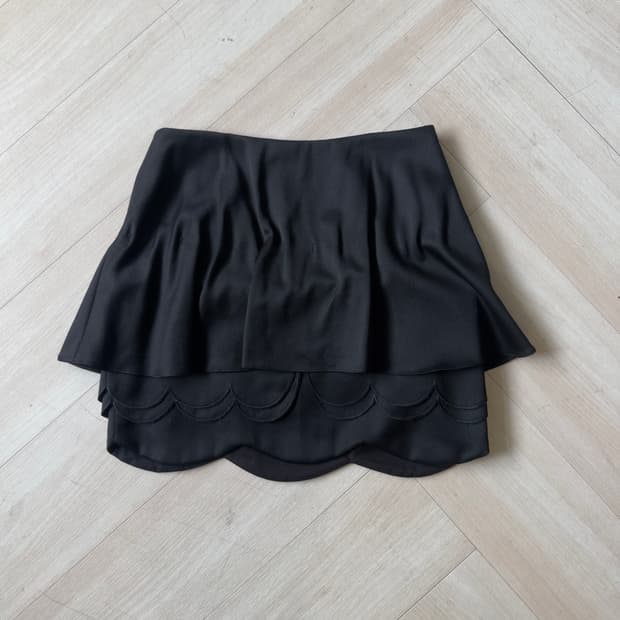 cloud stitch layered mini skirt