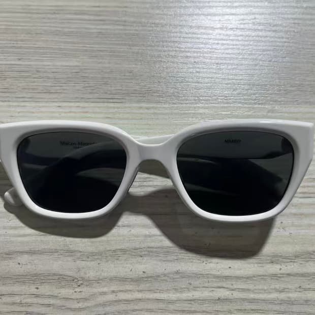 젠틀몬스터 메종 마르지엘라 - MM109 W2 선글라스
