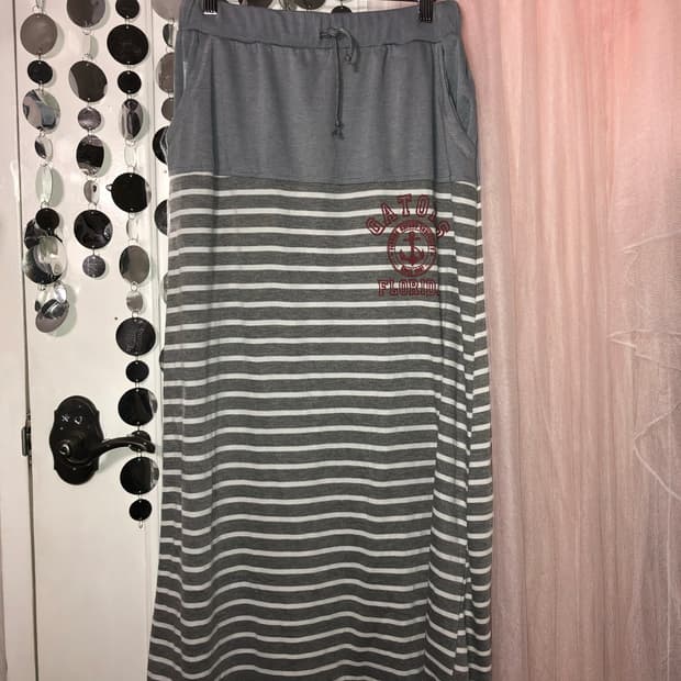 gray stripe long sk 