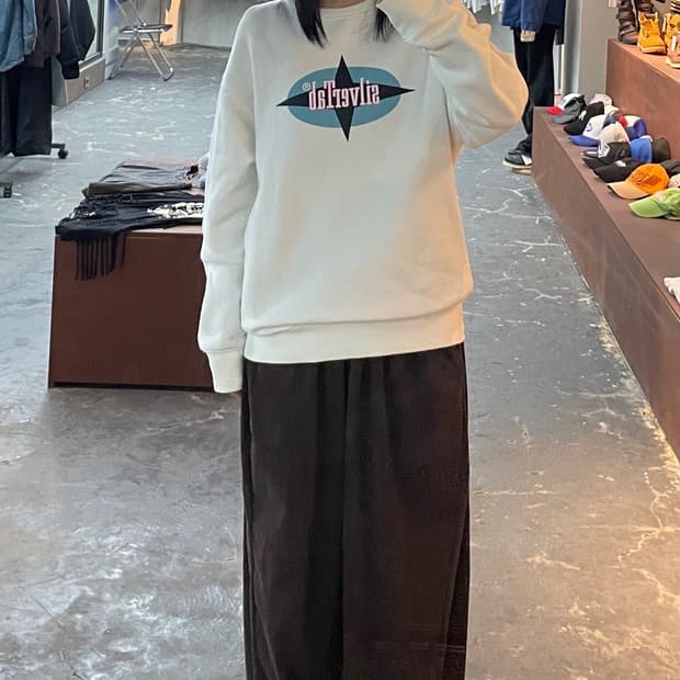 리바이스 실버탭 그래픽 크루넥 스웨트셔츠 H1116