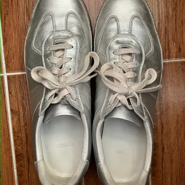 Mmrb 스니커즈 은색