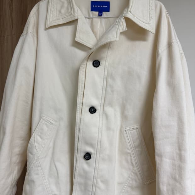아더에러 자켓 a1사이즈