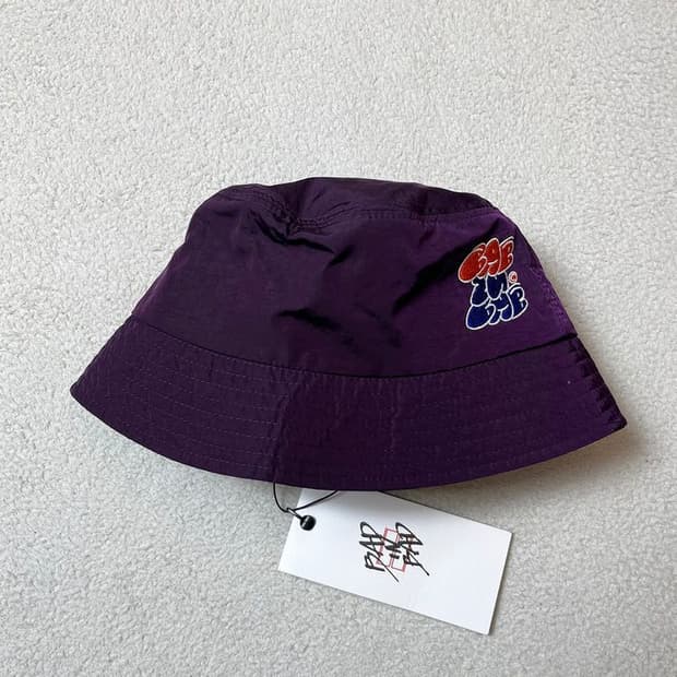 배드인배드 새틴 버킷햇 Q1228