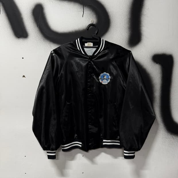 Hartwell USA 올드스쿨 굿리치 사틴 바시티 자켓