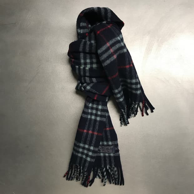 버버리 정품 램스울 머플러 네이비