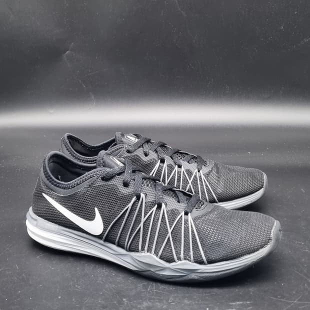 나이키 듀얼퓨전 여성트레이닝화240