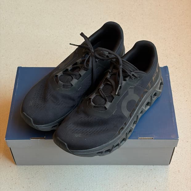 [275] 온러닝 클라우드 몬스터 블랙