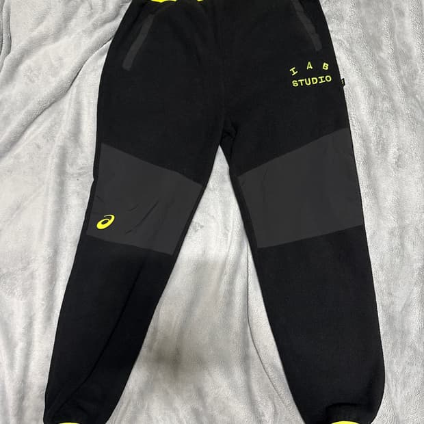 아이앱 스튜디오 X 아식스 플리스 팬츠 블랙 L