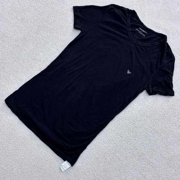 M 아르마니 브이넥 반팔 티셔츠 0330E