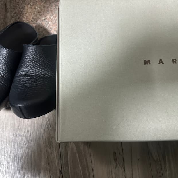 [42,270] 마르니 뮬 슬리퍼