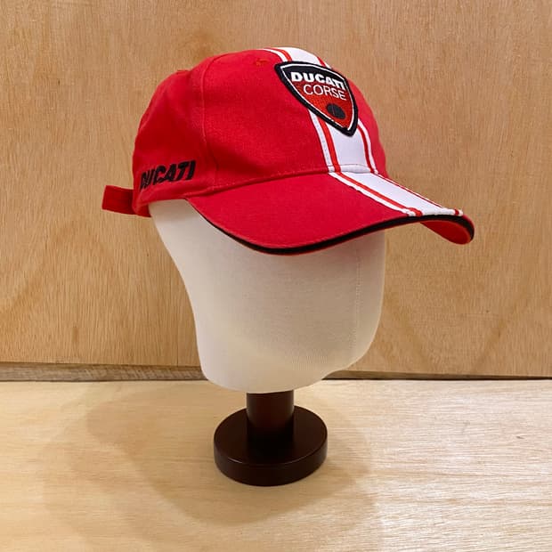DUCATI racing signature cap 두카티 로리스 카피로시