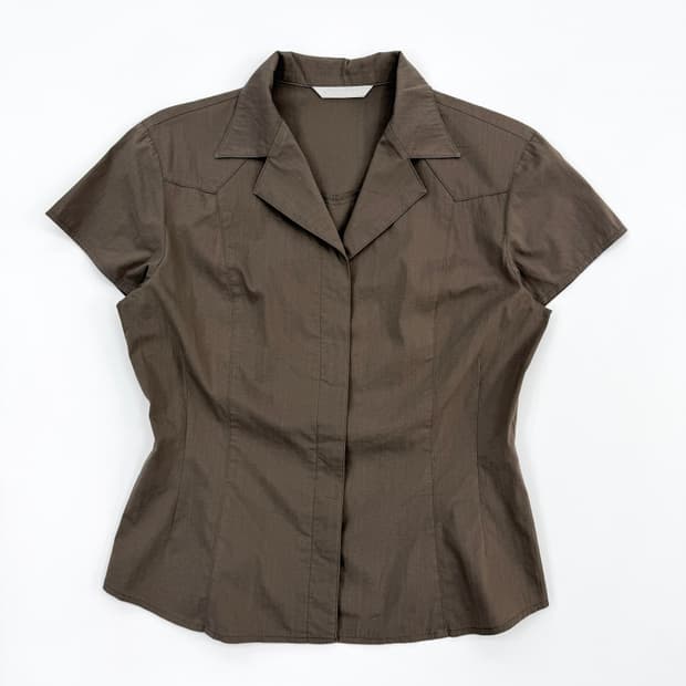 빈티지 브라운 캡소매 라인 셔츠