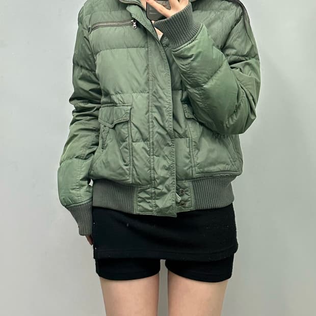 캘빈클라인 카키 포켓 패딩 봄버 자켓