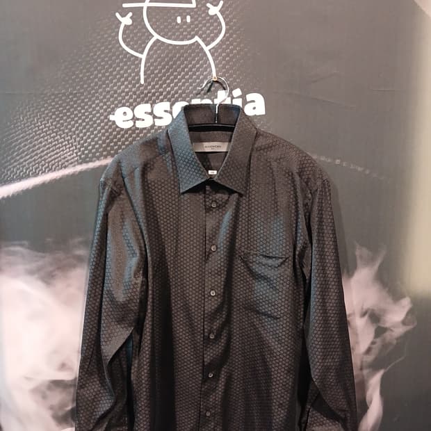 Givenchy 블랙 도트 패턴 셔츠