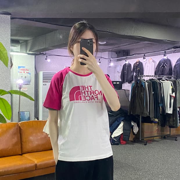 노스페이스 미들로고 핑크 반팔티 B2036